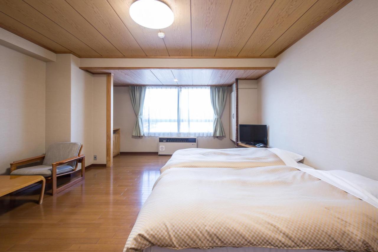 Hotel Goryukan Hakuba Esterno foto